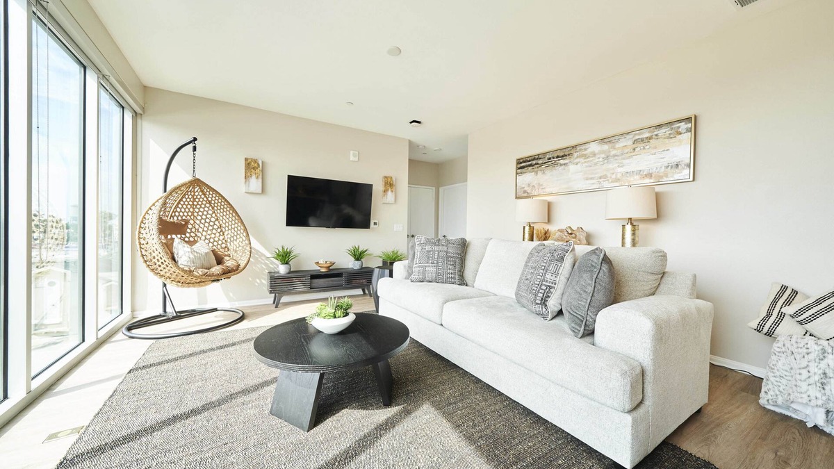 Normal Heights Apartment | NEW Organic Modern Luxury Oasis - Close to everything!