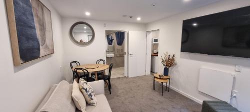 Arrowtown Hotel | New Orleans Hotel