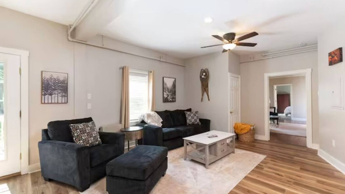 Intervale House | NEW! Pet friendly, cozy & spacious condo minutes to N. Conway, skiing & hiking