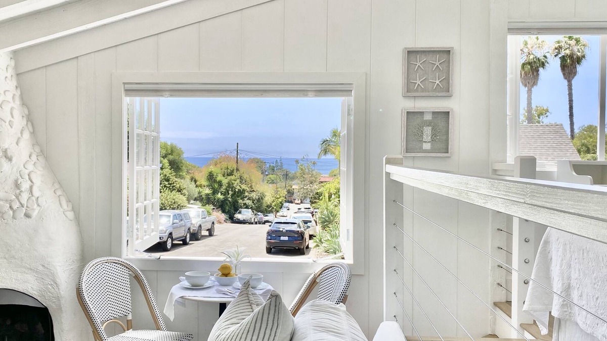Laguna Beach Apartment | New! Prime Laguna Village location, Ocean View, Modern Coastal Cottage Studio