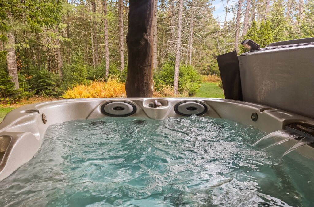 Mount Holly Cabin | NEW Private Cabin W/Hot Tub/Dog Friendly/Games