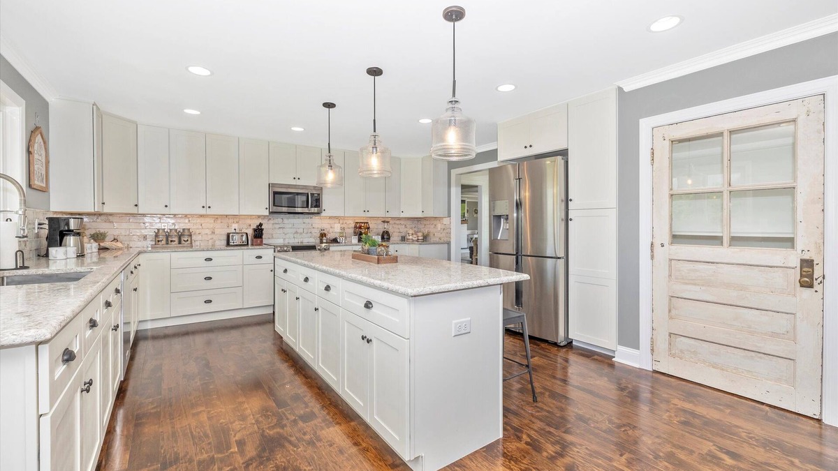 Rocky Ridge Other | NEW! Private Farmhouse Escape w/ Mountain Views.