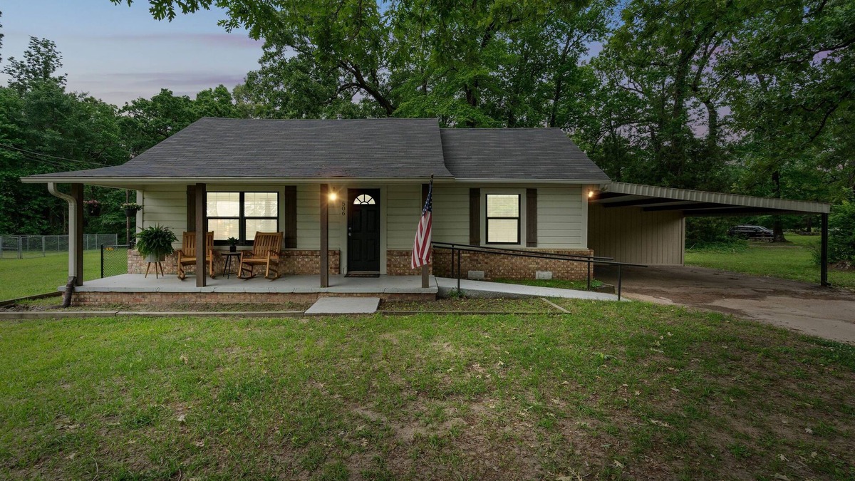 Lufkin House | NEW! Quiet Comfort Near the Heart of Town