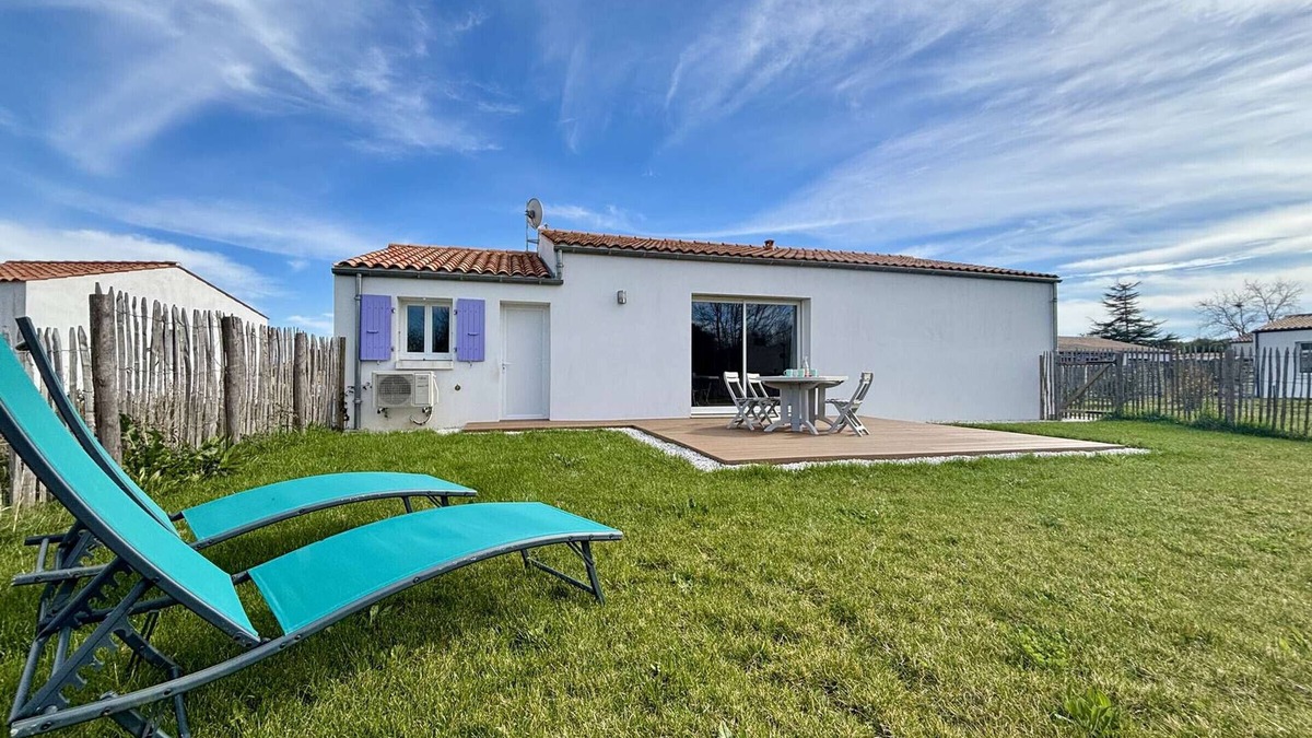 Dolus-d'Oleron House | New Quiet House, Sleeps 4, Close to Beach and Shops