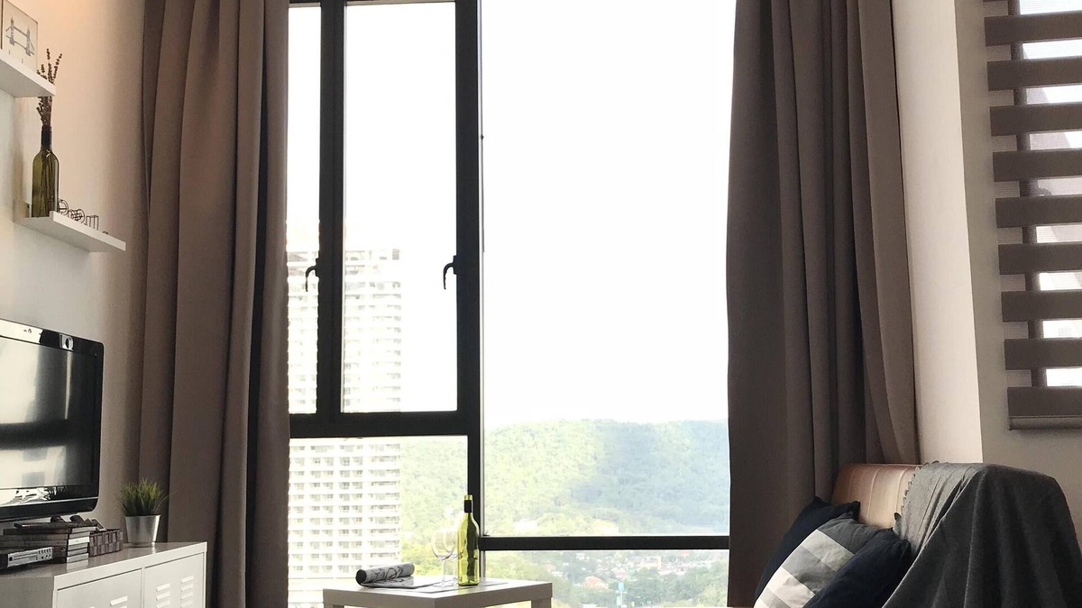 Damansara Perdana Apartment | 📣NEW📣 R & J Studio [Location/Cozy/WiFi/Empire Damansara]