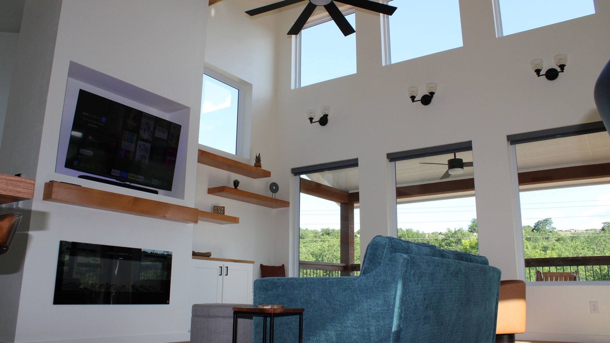 Medicine Park House | NEW Red Rock Retreat in Medicine Park