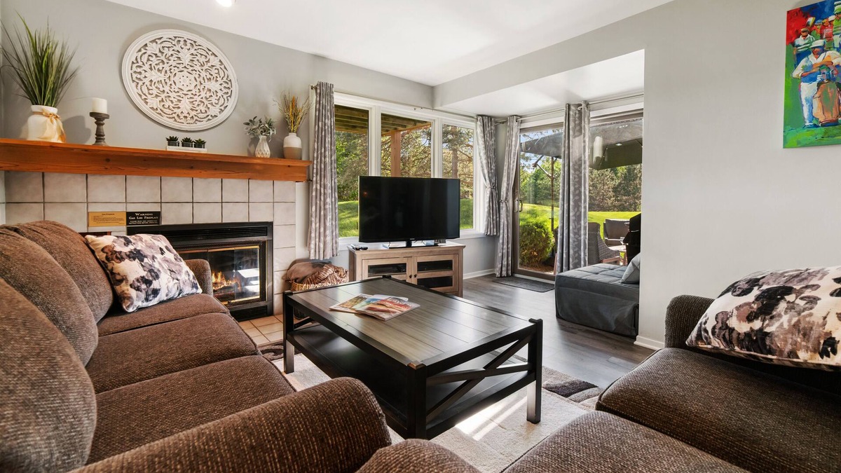Harbor Springs Condo | *NEW!* Relaxing Retreat with Amenities Galore!