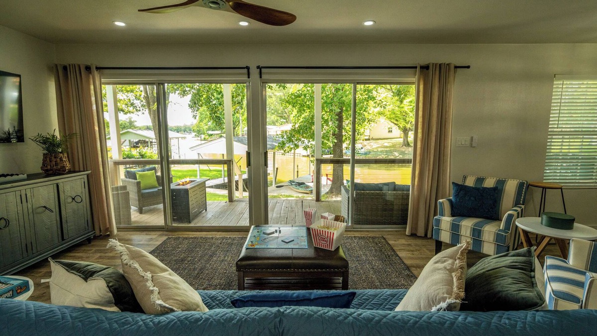 Cedar Creek Reservoir House | New! Remodeled Lakefront Home: Hot Tub/Kayak: Book Now - Have Fun!