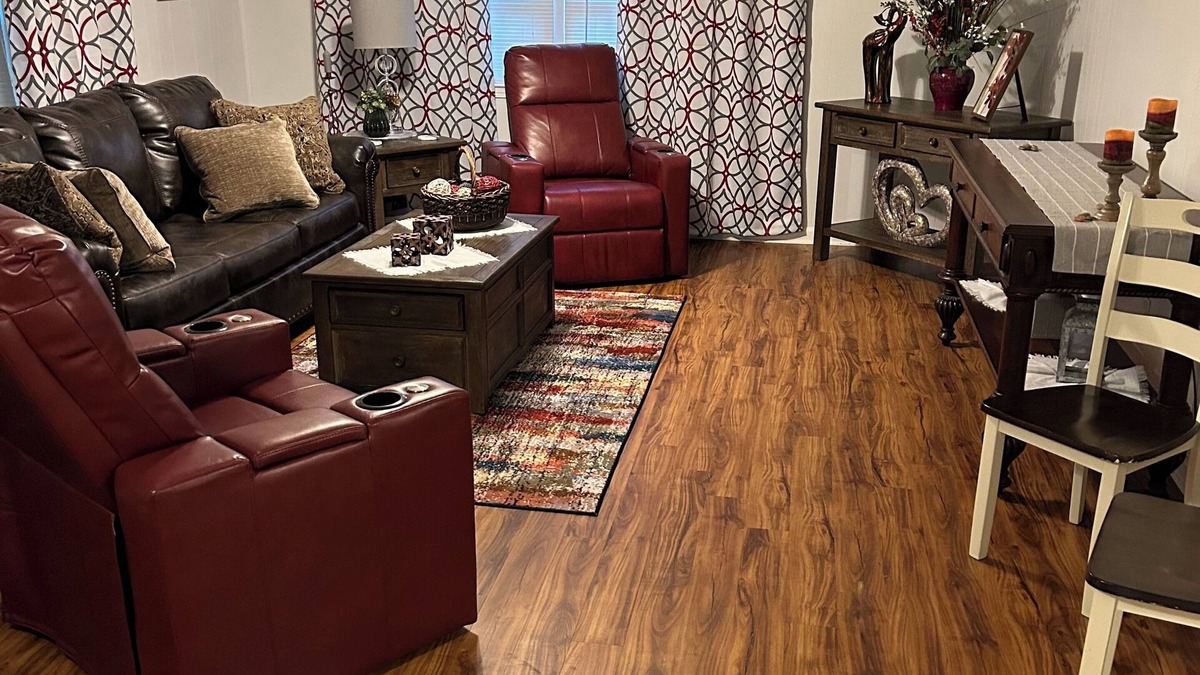 Northport Apartment | New rental in Tuscaloosa Alabama. 9 miles from University of Alabama.