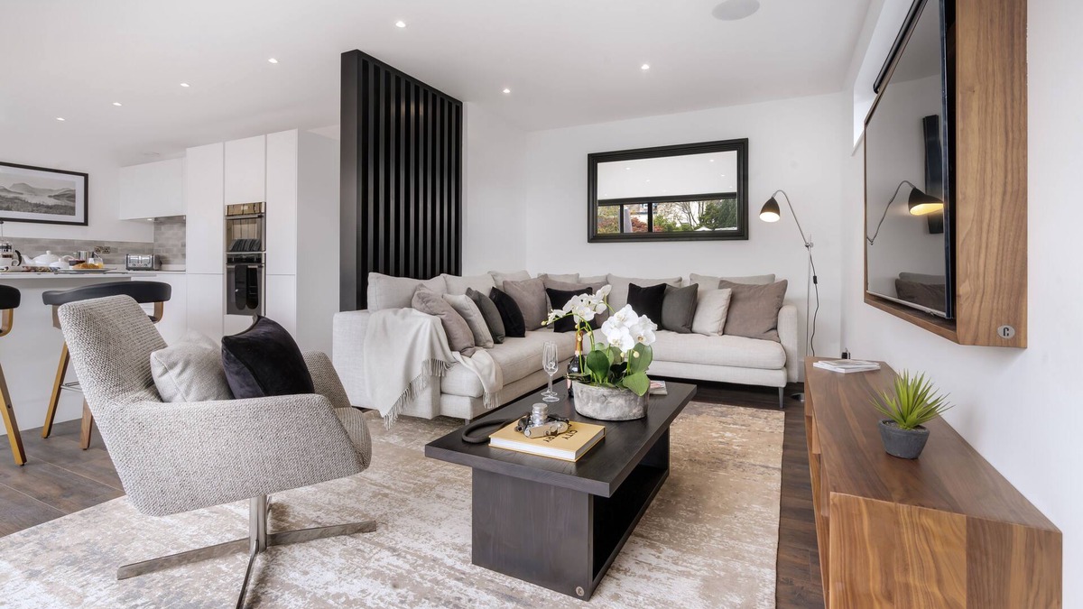 Bowness-on-Windermere House | NEW - Richmond House- 5 Star- Unique Grand Design