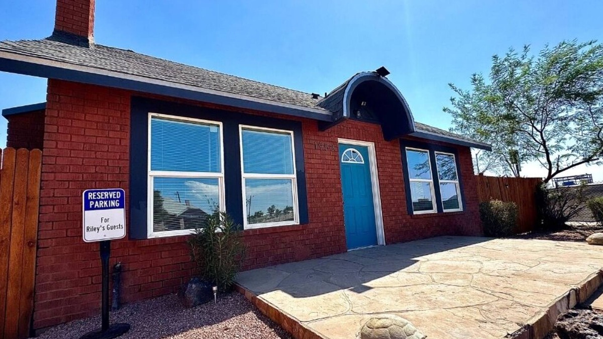 Encanto House | New! Rileys Feel-Free 7 Minutes to Downtown Phoenix