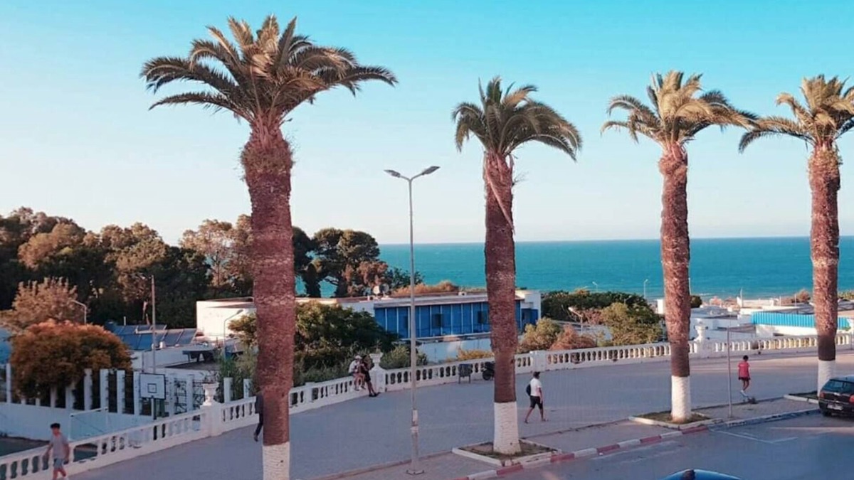 Sidi Dhrif Apartment | NEW Sea View House 2 min Walk to Beach