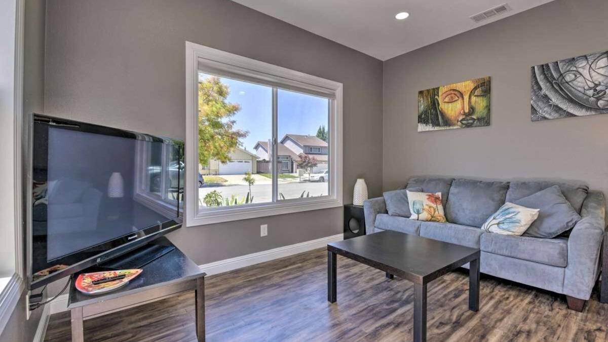Ardenwood Apartment | NEW! Sleek & Modern Bay Area Apartment w/Patio!
