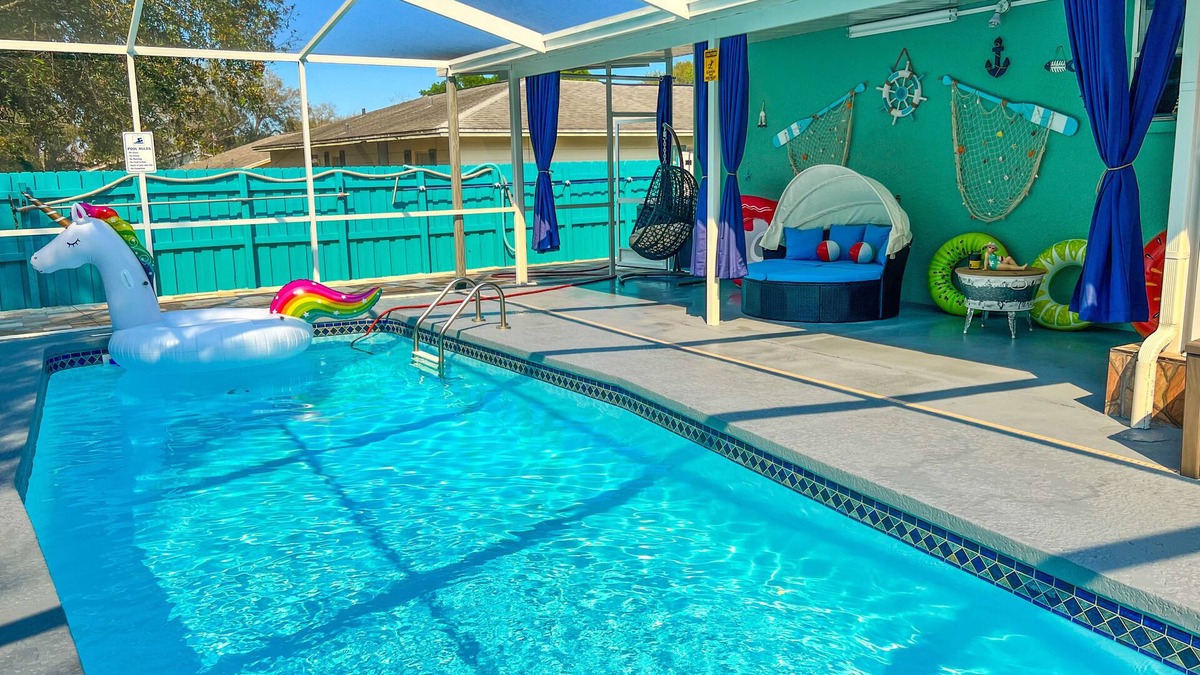 Lakeland House | NEW! Southeastern University Private Oasis w/ heated pool