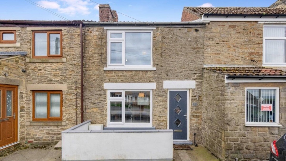 North Bitchburn House | New! Spacious, Homey Vibes in Toft Hill, Sleeps 4