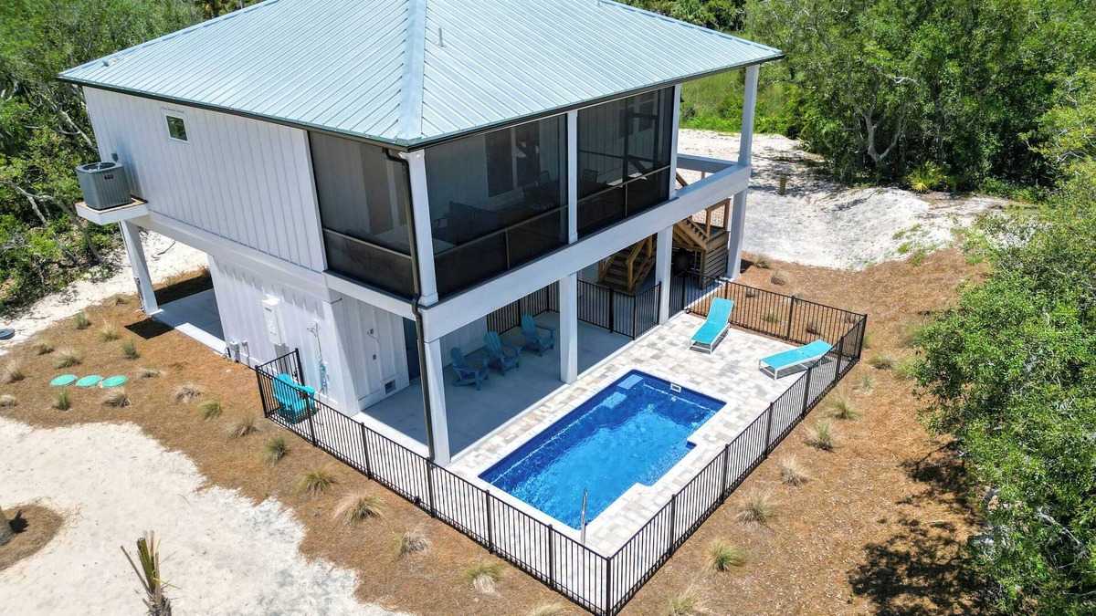 St. George Island House | NEW – St. George Island Home w/Private Pool