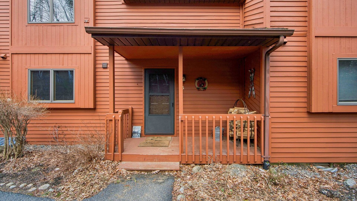 North Creek House | NEW! Straight Brook 5D - Adirondack-Style Townhome by The Summit at Gore Mountain