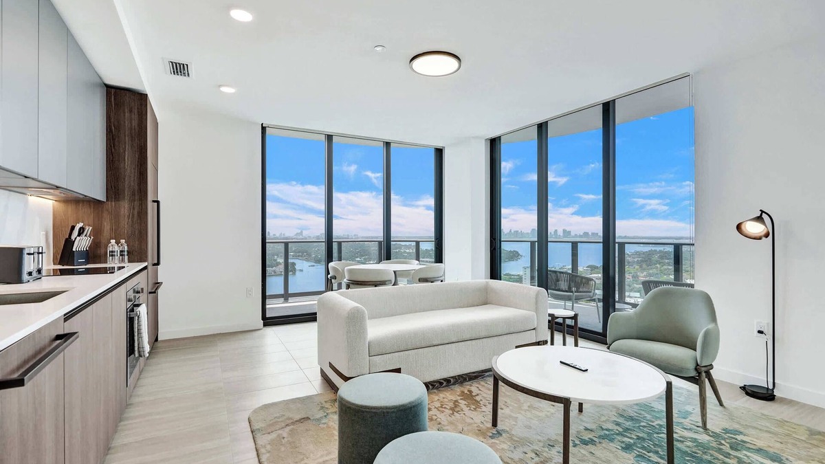 North Beach Condo | NEW: Stylish 2BR/2BA in the Heart of Miami Beach