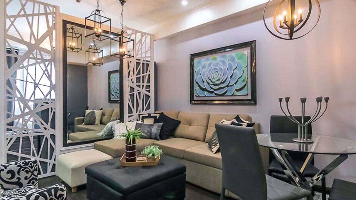 Bonifacio Global City Condo | New Stylish Condo, Centrally Located BGC, WiFi