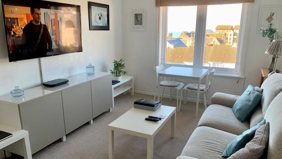 Dysart Apartment | NEW Superb One Bedroom Getaway in Dysart Kirkcaldy