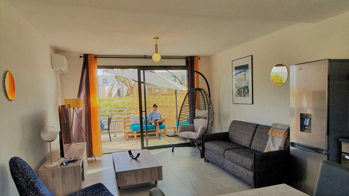 Porticcio Apartment | New, SUPERB T2 Standing, air-conditioned, new