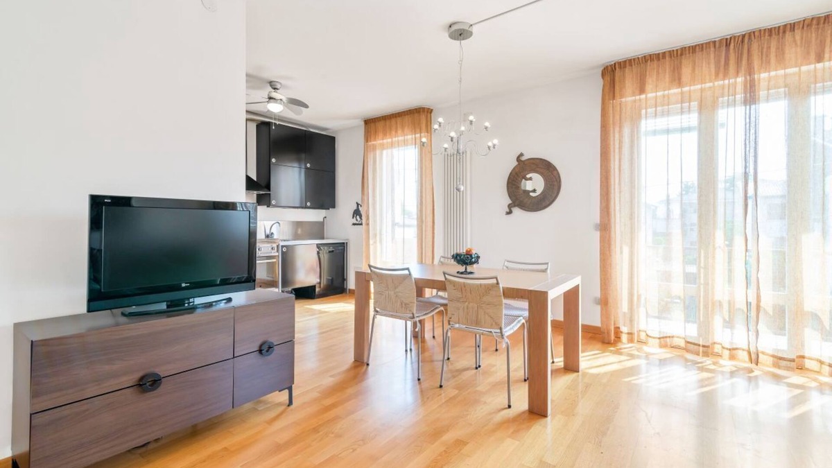 Padova Apartment | NEW! Three-room apartment X5 with WIFI & Terrace!