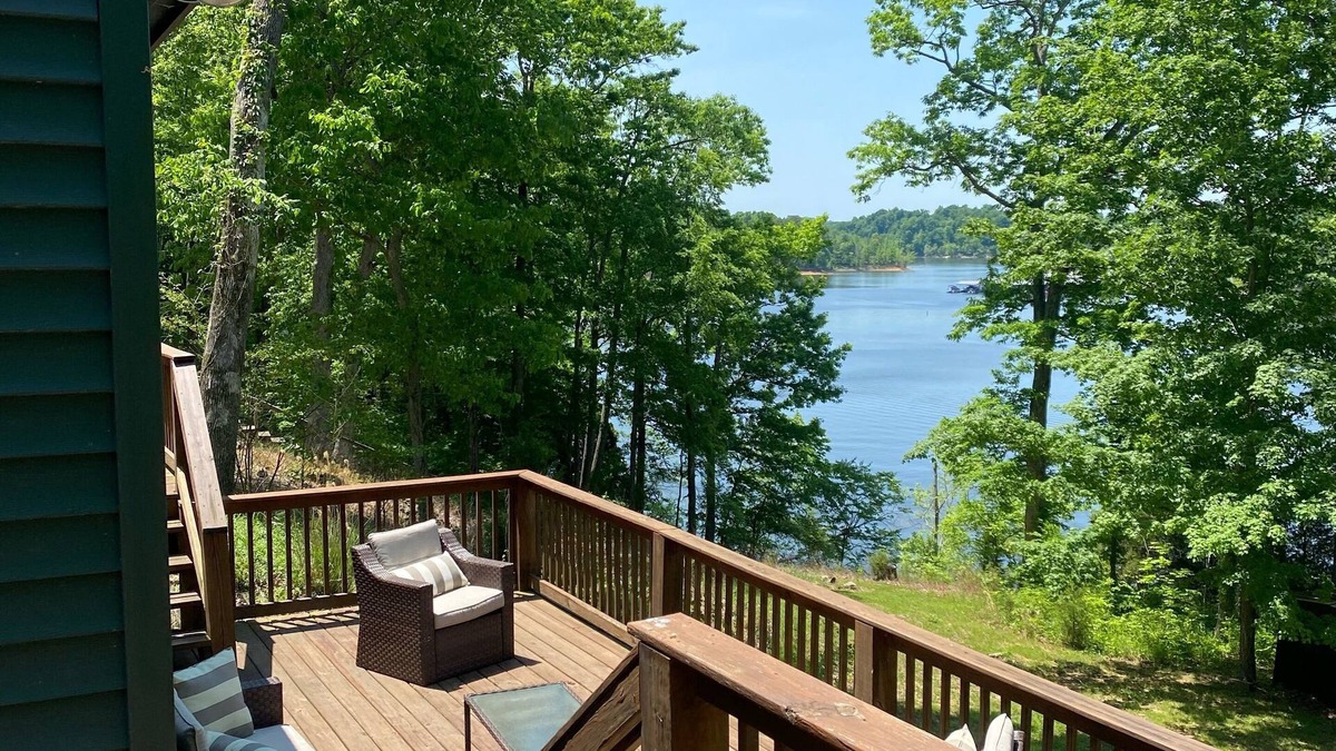 Falls of Rough House | New To Market! Newly-Renovated 5 Bedroom/3 Bath In A DYNAMITE Location!
