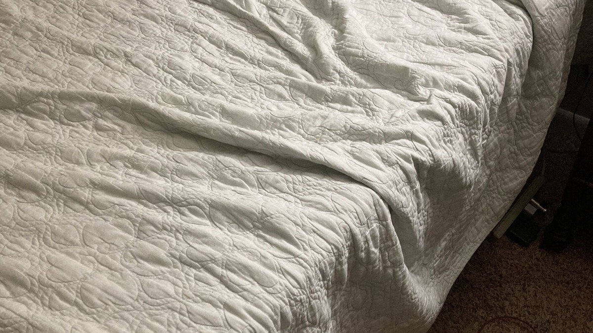 Prestonsburg Apartment | New to the area? Stop by and see the most recent bachelor pad on the scene