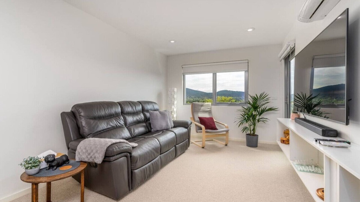 Braddon Apartment | New to VRBO: Impeccable Apt in the Heart of Canberra
