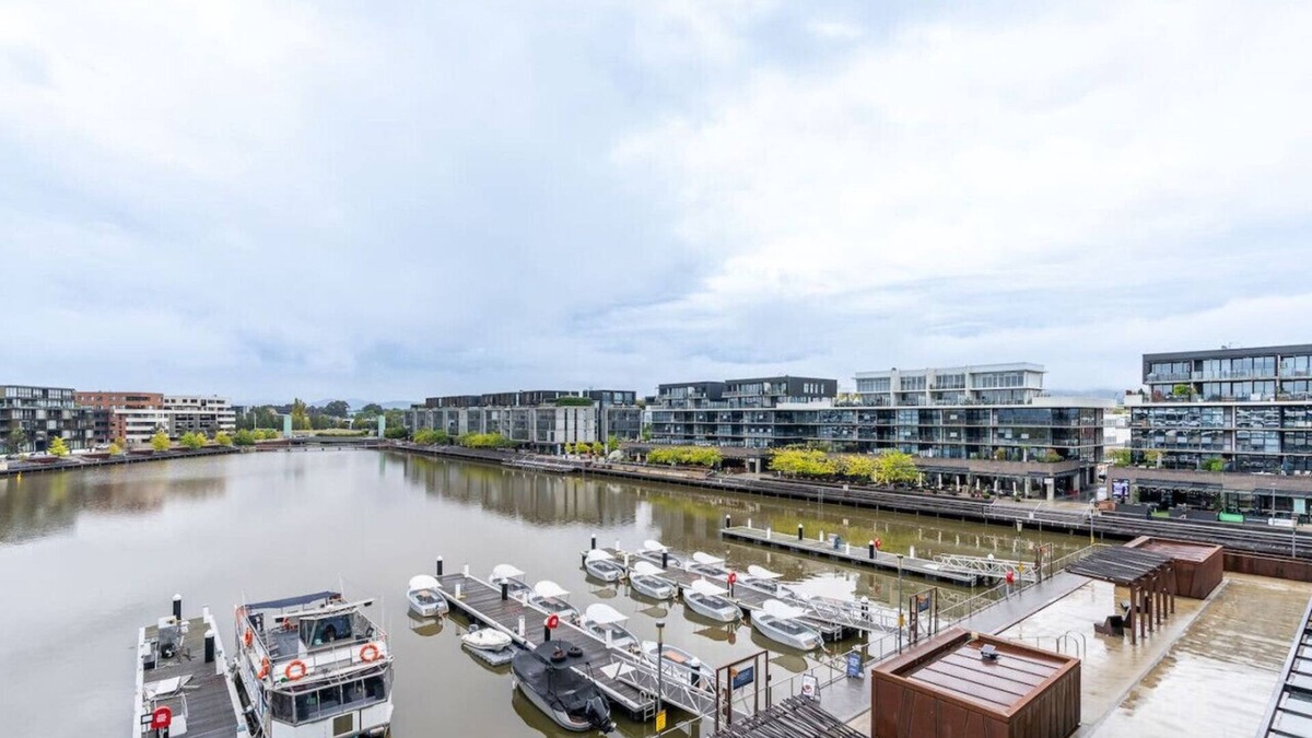 Barton Apartment | New to VRBO: Kingston Foreshore Paradise - 2BR