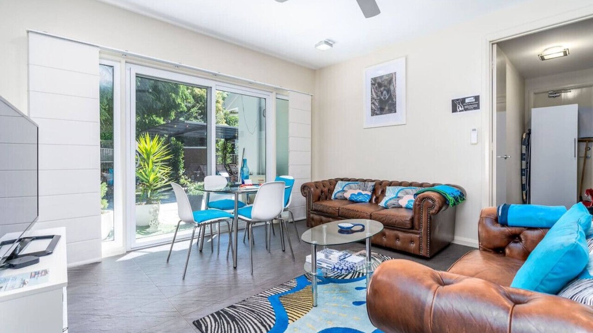 Griffith House | New to VRBO: Serene 2BR House near the heart of Kingston