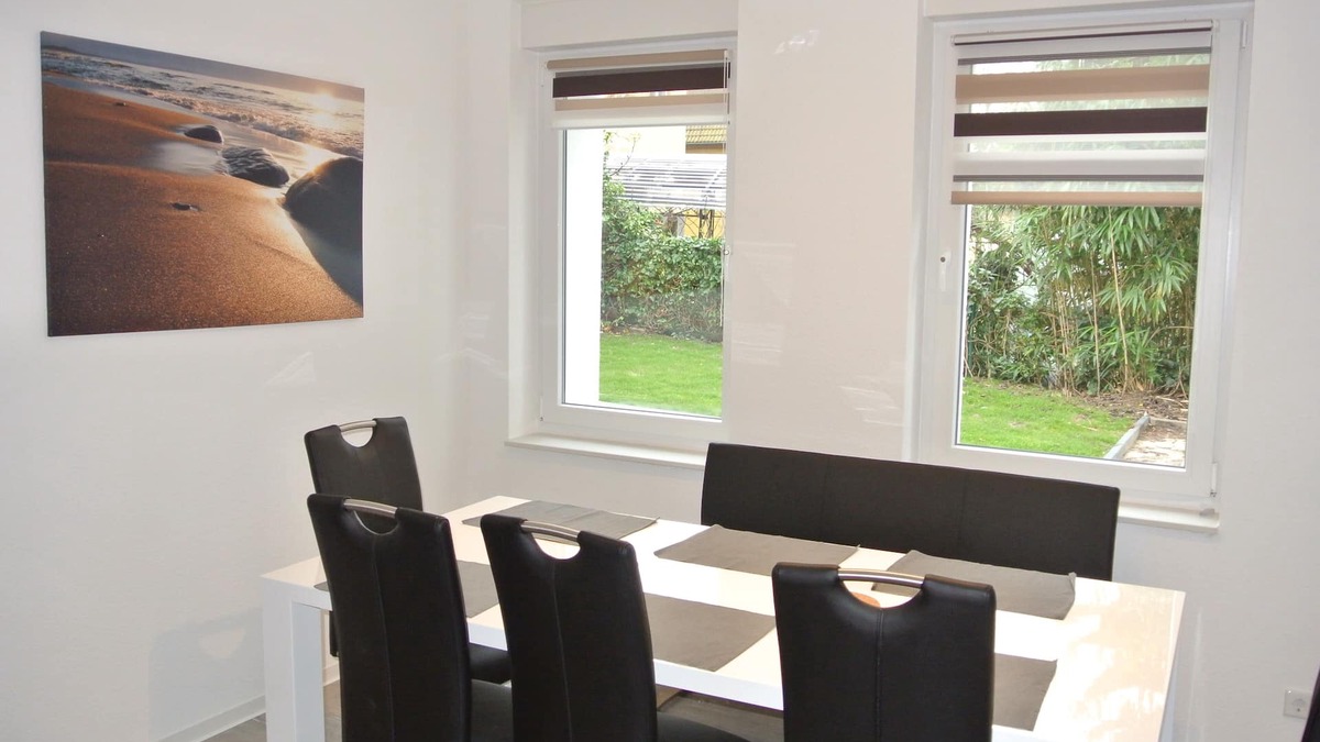 Solingen Apartment | NEW! Top renovated apartment on the ground floor with modern facilities