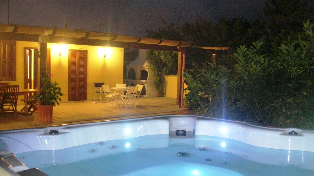 Municipio 1 Villa | New! Torre a Mare Sea Home Boutique with pocket beaches, Puglia