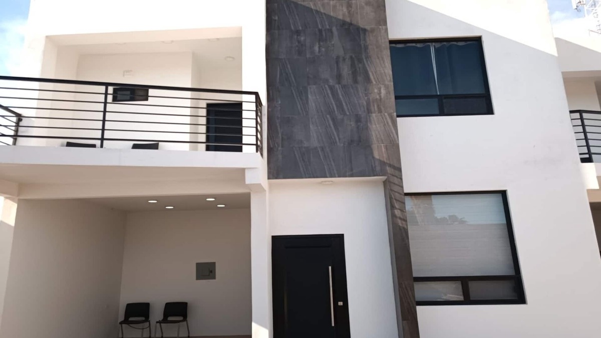 Centro Condo | New Town Condo Casamar 2 near the beach