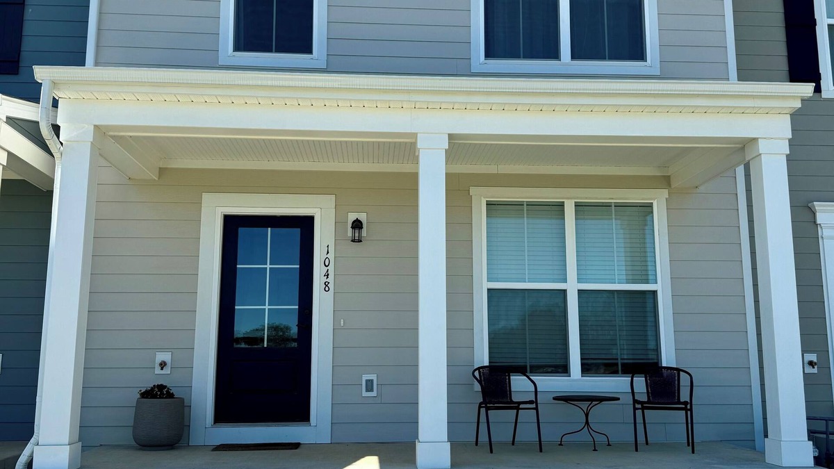 Blacksburg House | New Townhome 3 miles from Virginia Tech campus and downtown!