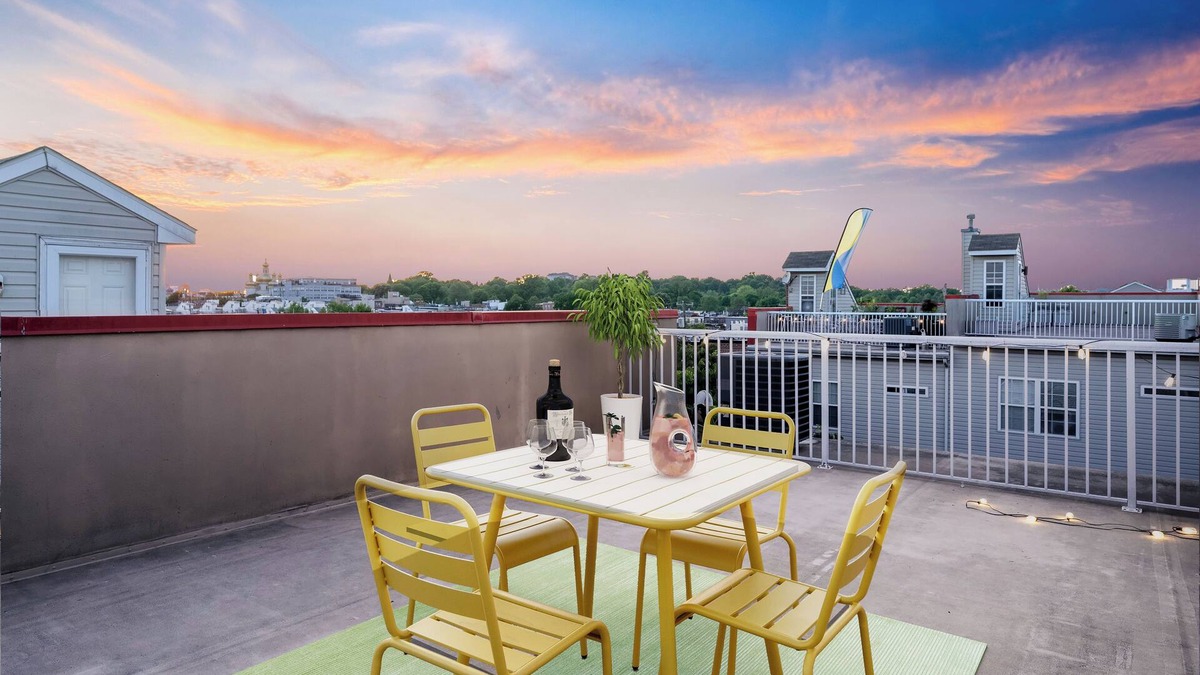Canton House | New Tropical Oasis with Rooftop Views, Mins from the Inner Harbor