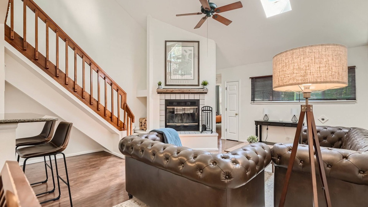 Meadow Hills Condo | New! Urban Oasis - Pool Access - Fireplace - 30 Day Rental