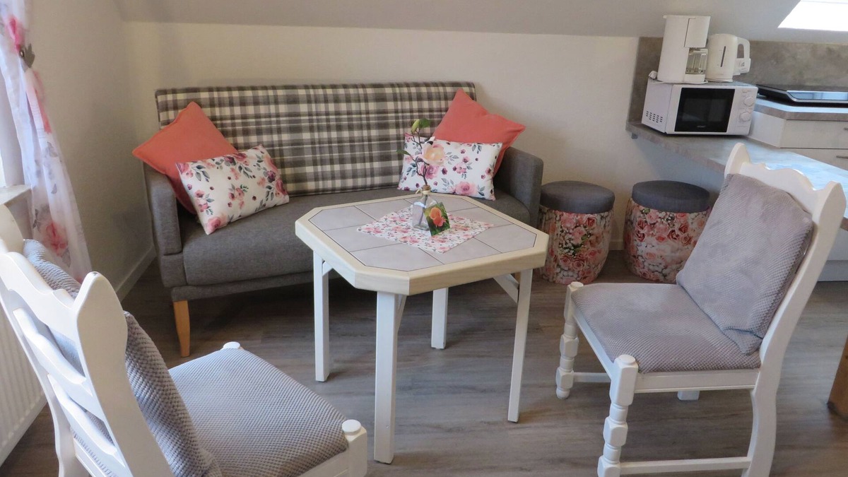 Westerholt Apartment | NEW! Vacation apartment Wellenrauschen