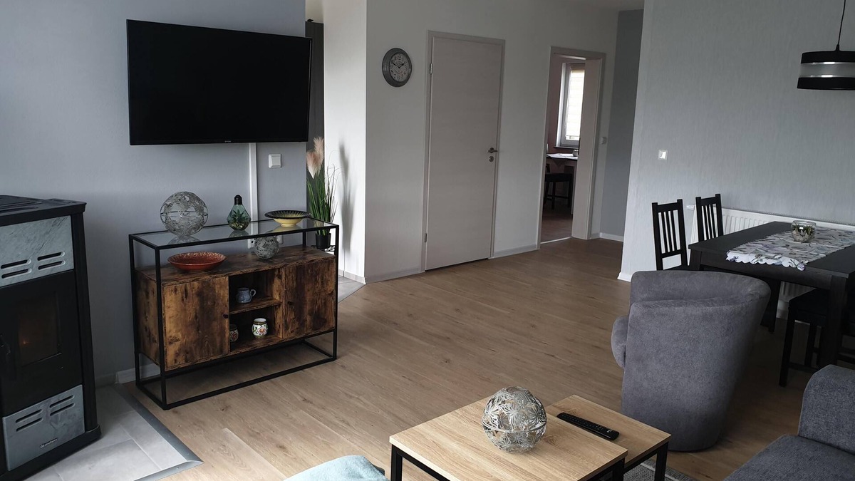 Sallgast House | NEW! Vacation cottage Kurio