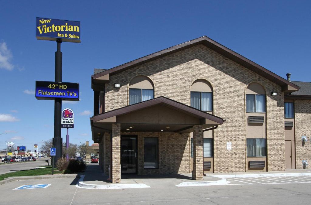 Kearney Hotel | New Victorian Inn & Suites Kearney