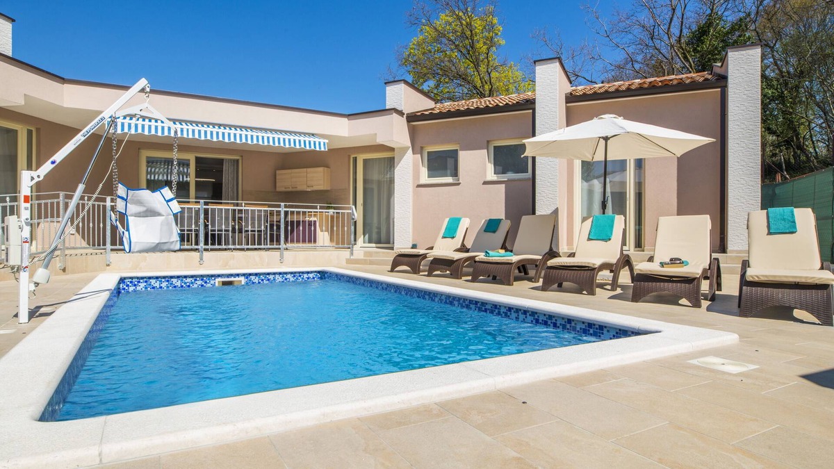Strmac Villa | NEW villa Dina - disabled friendly