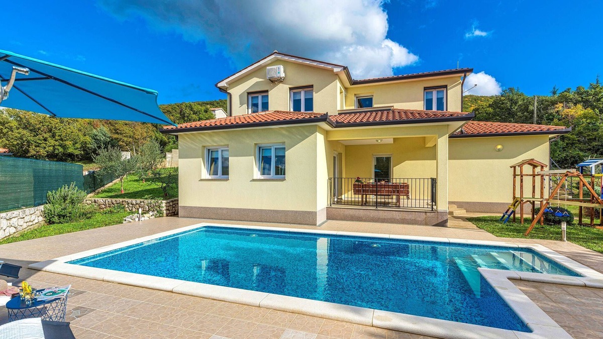Brgod Villa | New villa, fully fenced, private garden, pool, 4 km from the beach