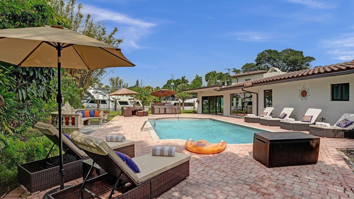 Fort Lauderdale Villa | NEW! Villa Riverland with Heated Pool on the Water
