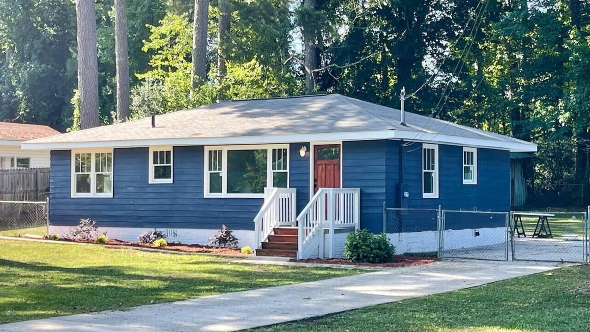 Rome House | New w/King Bed, Walk to Park, Near Downtown Rome