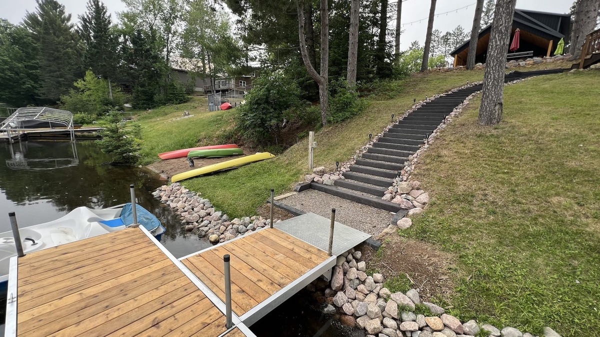 Mountain Cabin | New Waterfront Full Rec Lake Home On UTV Sled Trails Sleeps 10