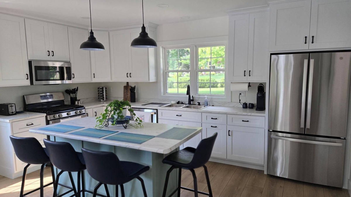 Frontier Apartment | New Waterfront – Less than 10 Min to Hillsdale College
