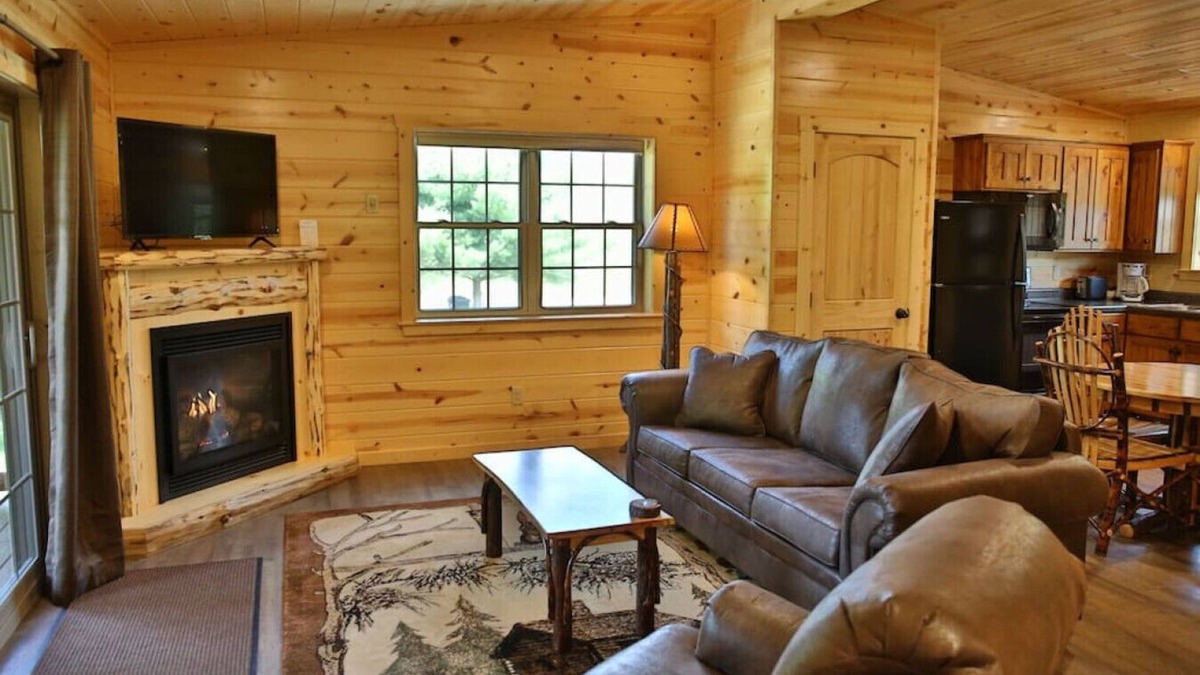 Millersburg Apartment | NEW Waterview Lodge Suite in Ohio's Amish Country