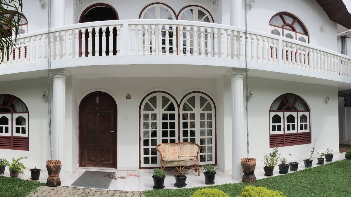 Aluthgama House | New White House