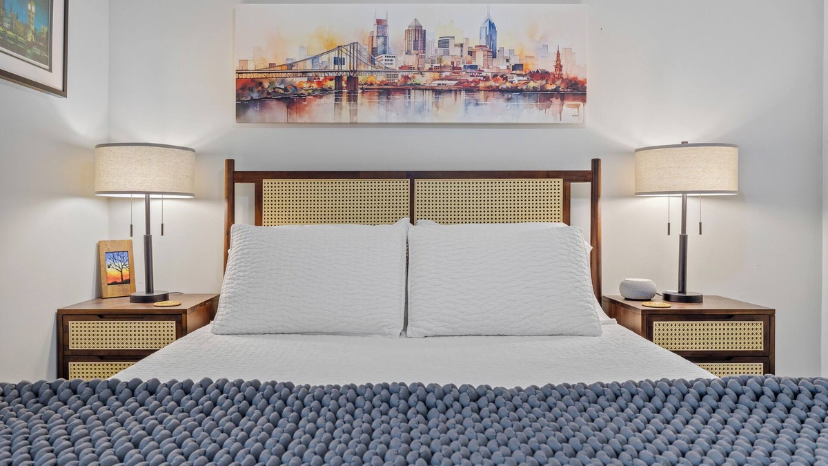 Inglewood Apartment | NEW! Work & Wander Den: Suburb Lock-Off East Nash