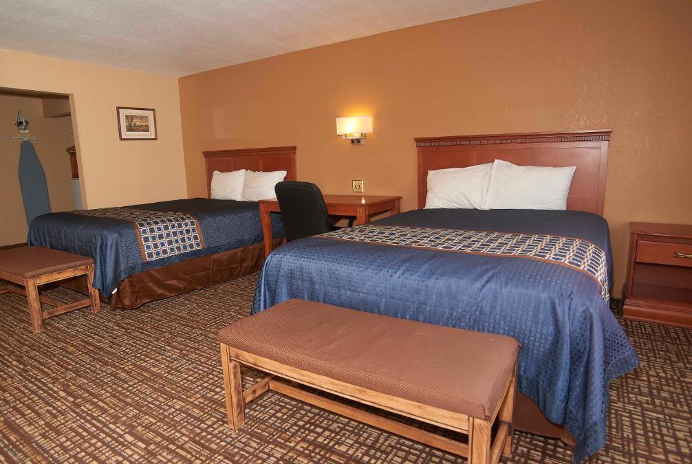 Barre Hotel | New World Inn